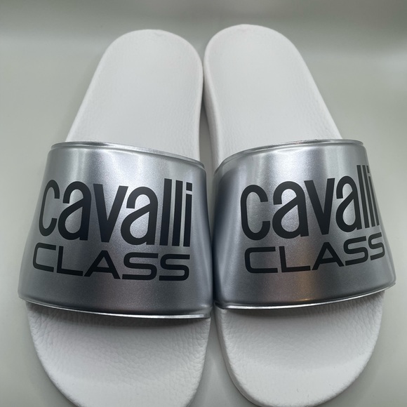 Roberto Cavalli Women's White and Silver Sandals Size:39 - Picture 2 of 5